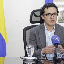 RUEDAS DE PRENSA