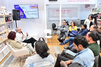 UPN abraza por venir (10)